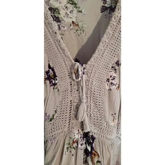 Torrid Lavender Floral Blouse - Picture 9 of 12